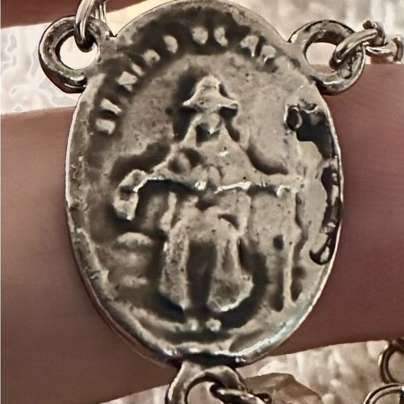 IRIDESCENT GLASS ROSARY - Picture 5 of 10